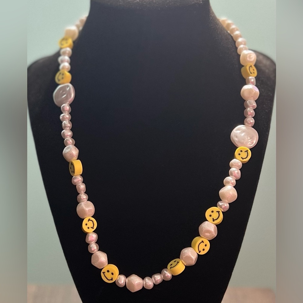 Faux Pearl Smiley Face Necklace